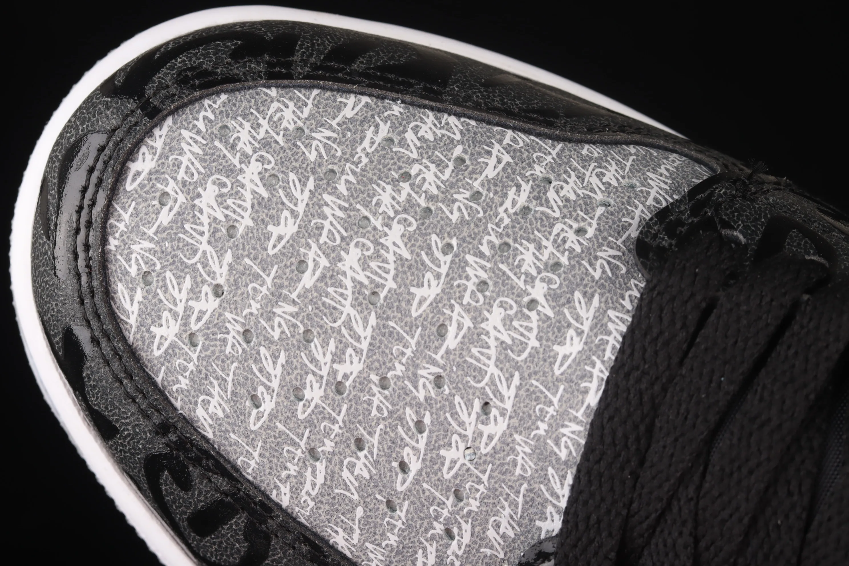 All categories Air Jordan Jordan series basketball shoes Air Jordan 1 High Cost-effective version Air Jordan 1 High OG "Rebellionaire" AJ1 Joe 1 black and gray banned "Rebelionaire" high-top basketball shoes 555088-036